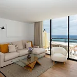 Luxury Ocean Views 2br House - Private Parking