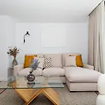 Luxury Ocean Views 2br House - Private Parking 阿雷西费