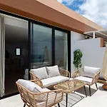 Luxury Ocean Views 2br House - Private Parking 阿雷西费